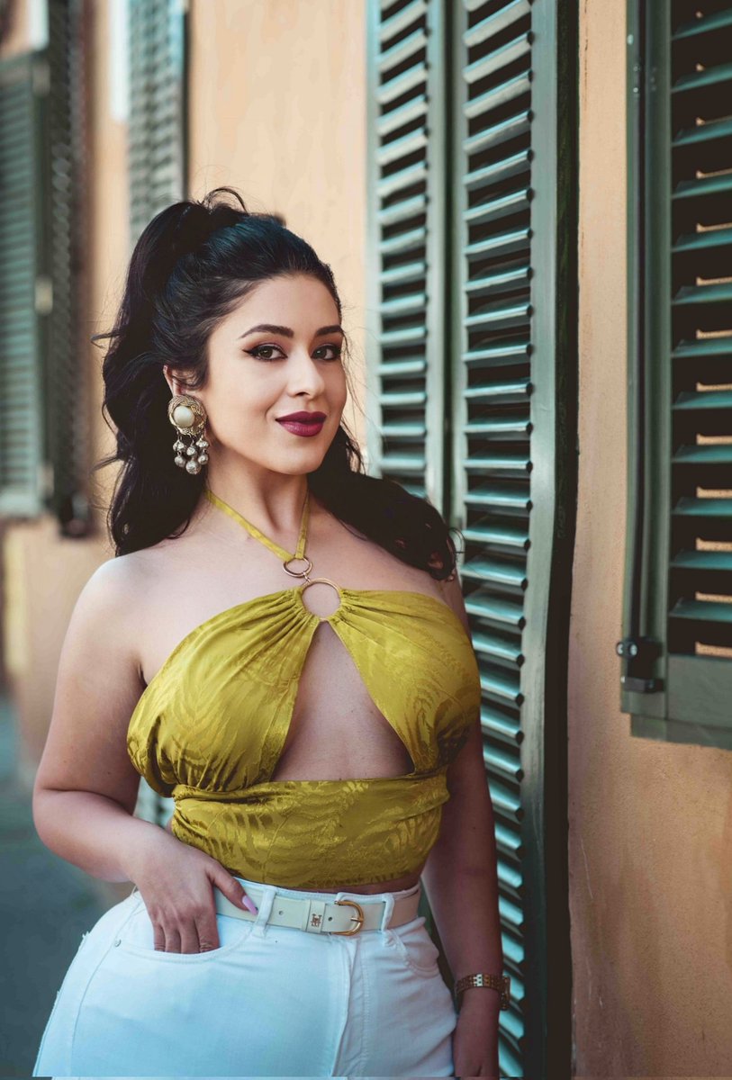 GM ☕️🔥💋

#photooftheday #OOTD #cryptogirl