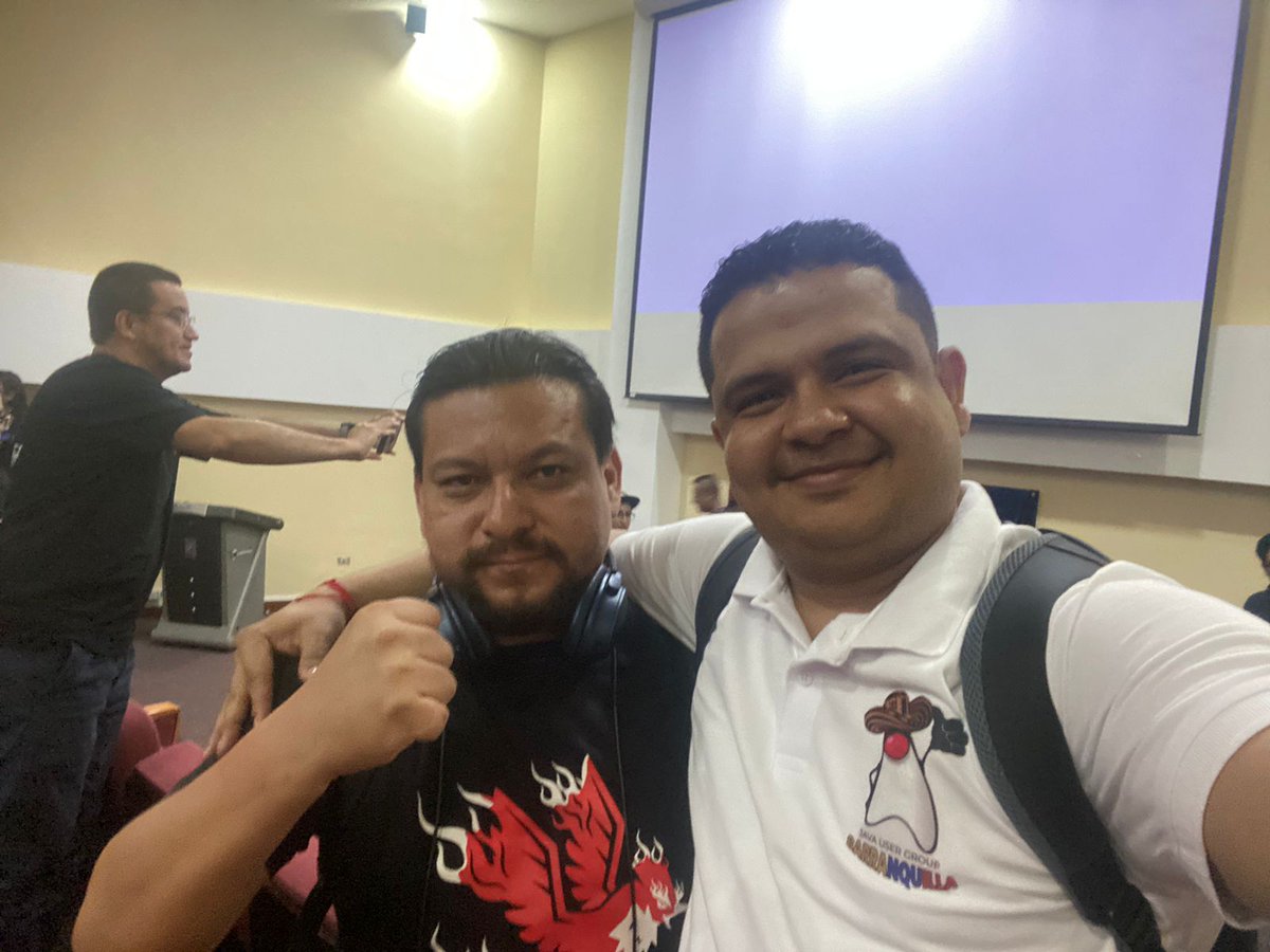 JUGBAQ's tweet image. 🎉 ¡Feliz cumpleaños desde el JUG de Barranquilla! 🎂 Apreciamos mucho todo el trabajo y liderazgo que ejerces en el @jugnicaragua. Que este año nuevo te traiga muchos éxitos y oportunidades para seguir creciendo juntos en nuestra comunidad Java. ¡Saludos! 🚀 #JavaCommunity