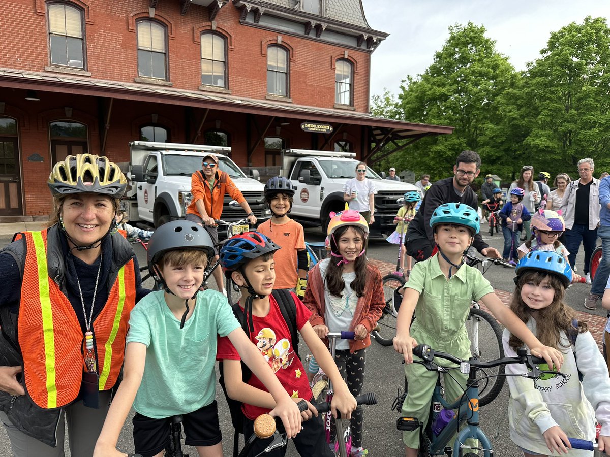 Hopewell Elementary School tweet media