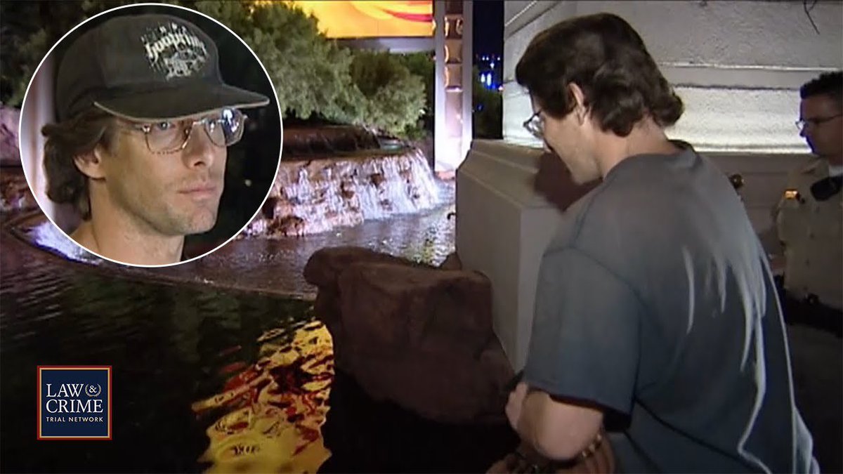 @LasVegasLocally My favorite COPS segment in Las Vegas is when this dude got caught stealing coins from the Mirage fountain. Metro let him off with a warning until they got called back ten minutes later for the same thing, and follwed the puddle trail to… the same guy. 🤦🏼‍♂️