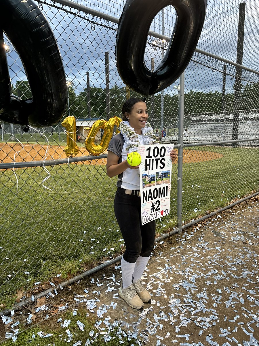 Ruley21's tweet photo. 100 Career High School Hits- So proud of Naomi for her hard work and determination. Congratulations! @LoCoSports @TitanAthletics2 @RuleyNaomi https://t.co/cszN0IQ96T