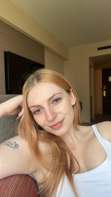 here's to 28 🥳 https://t.co/iw5UYByxQw