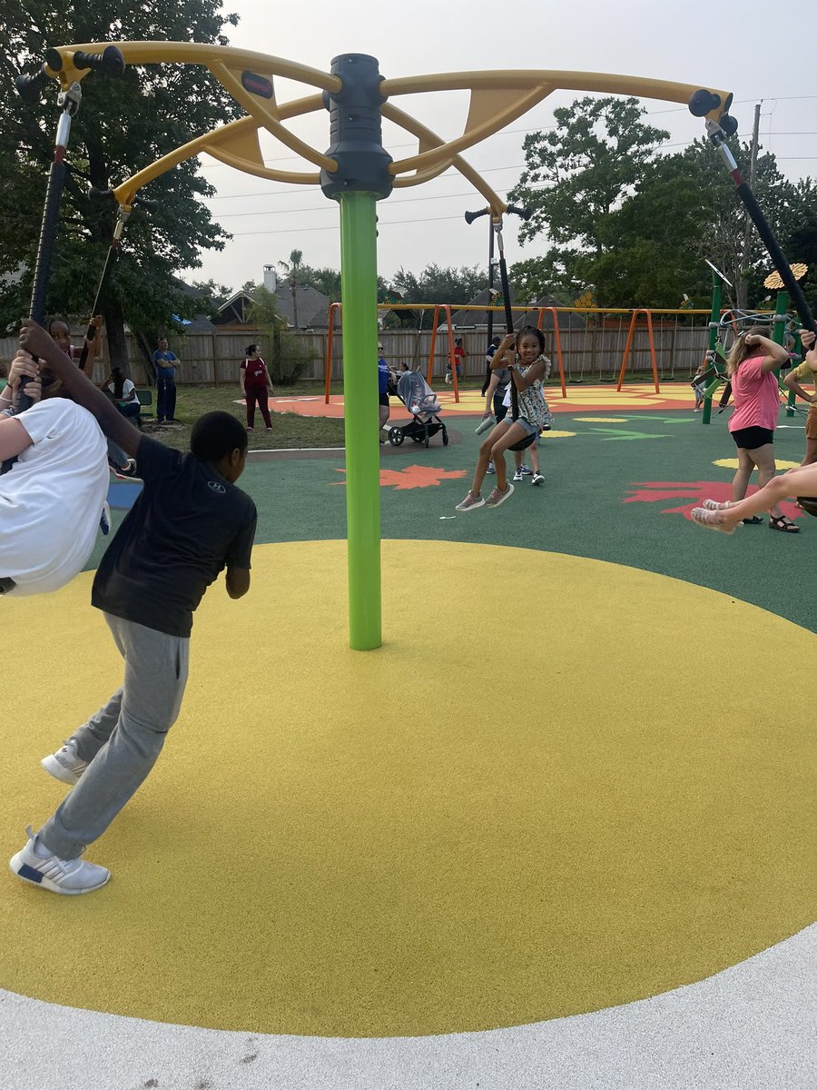 Today was a historic day at @HumbleISD_FCE ! Our Bugs’ World playground is open! Play is vital to the development of children. Thank you @HumbleISD for understanding the need for play! @EatPlayLearn22