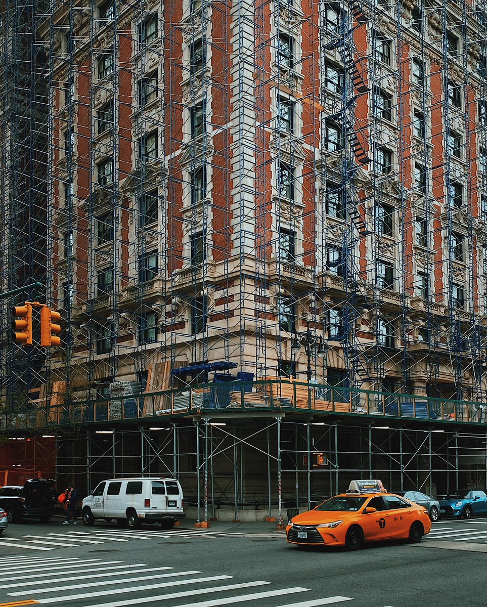 oykun's tweet photo. 🇬🇧NYC moments 
📸iPhone11 https://t.co/PCFfYy21py