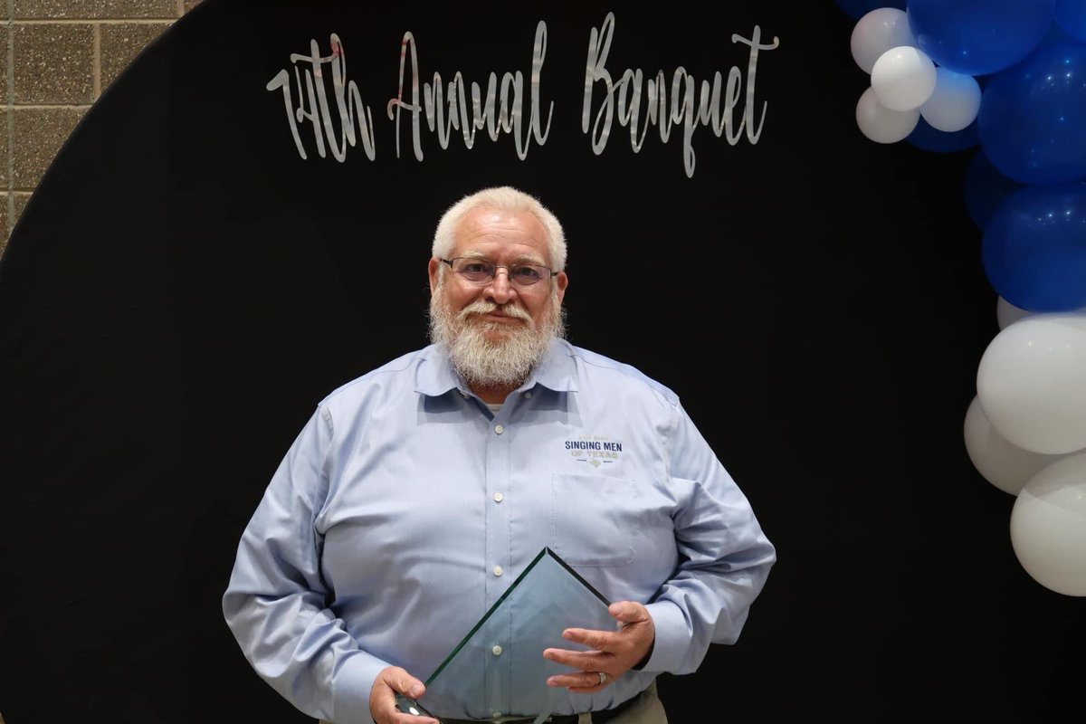 muniz_tech's tweet photo. What a great looking bunch! 74th Annual Employee Recognition Banquet 2024. Congratulations Roland on receiving the Technology Employee of thd Year! Thank you to the human capital team. @Midland_ISD @midlandisdtech
#MISDProud #MISDTech https://t.co/bQN6AFPOc3
