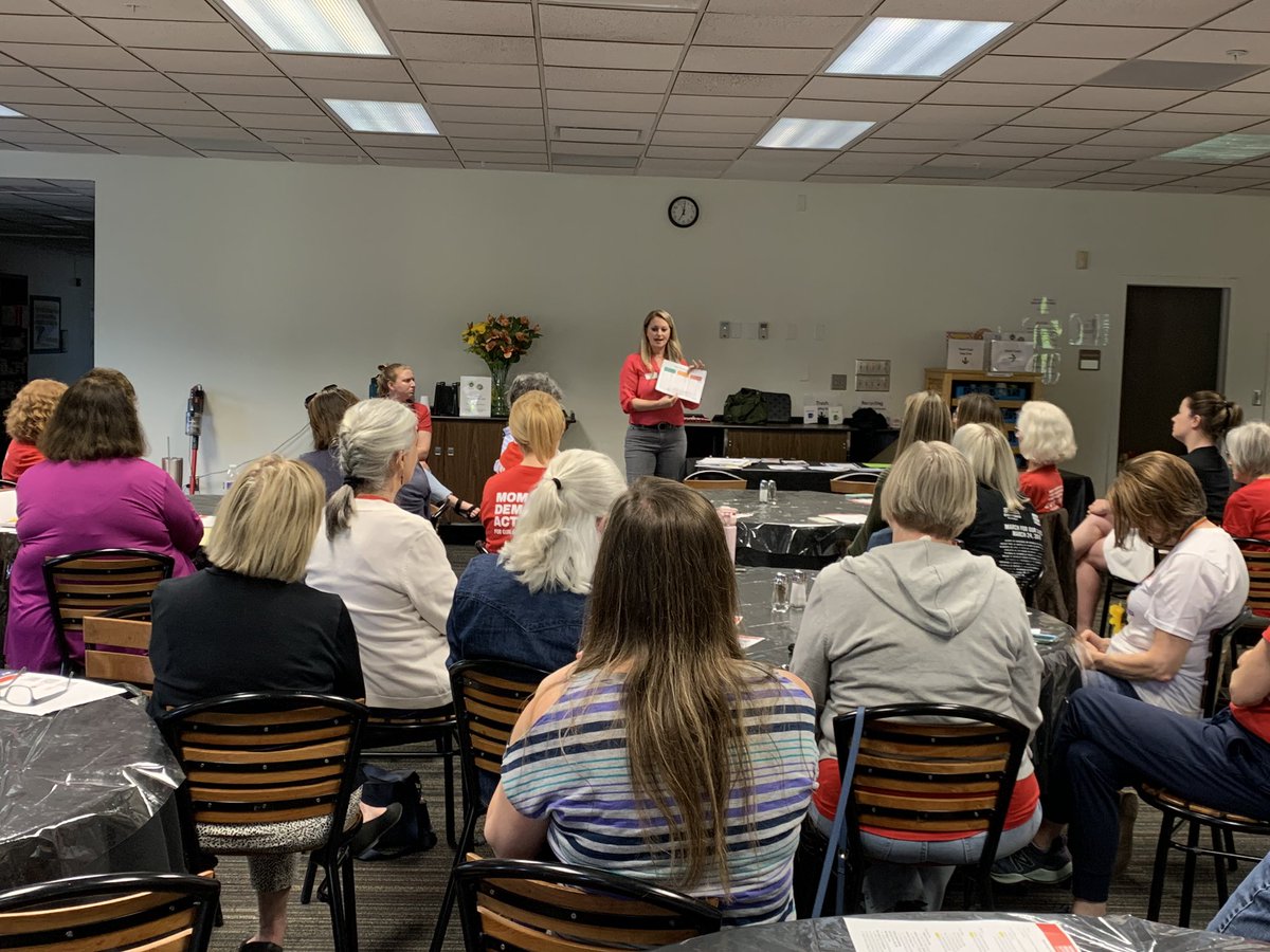 Another great @MomsDemand meeting in JoCo, KS.🌻We learned of the incredible resource of @NAMICommunicate. 1 in 5 live with a mental heath condition. Secure your unloaded firearms to save a life. #ksleg @Everytown