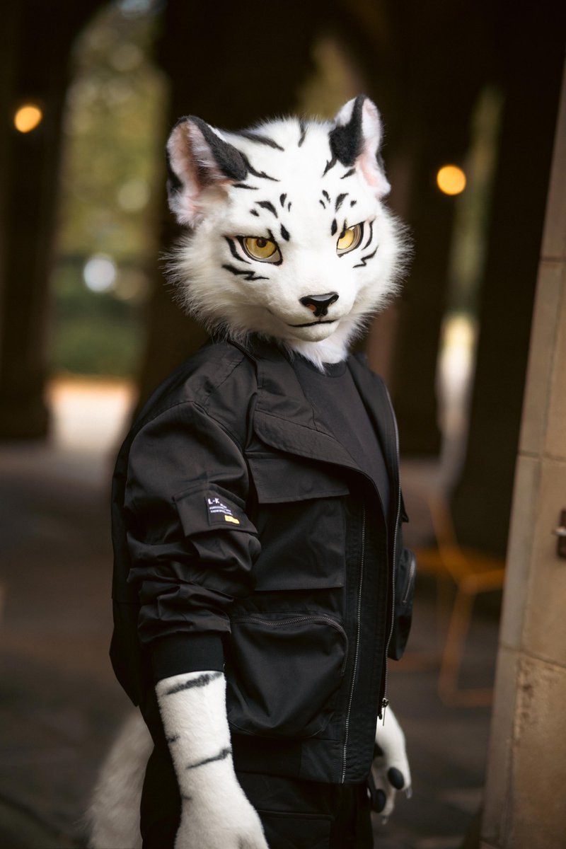 Cherish the time that spent with the ppl you value.

📷：<a href="/yuze68553750/">雨泽Yuze</a> 

#furry #Fursuit #FursuitsFriday