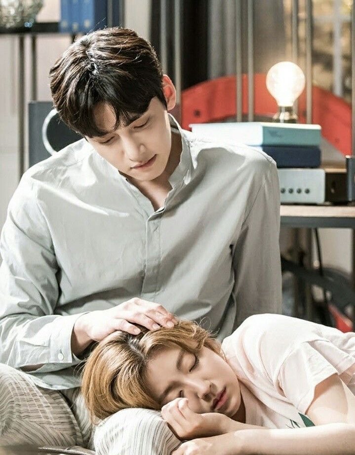 It’s #SuspiciousPartner 7th anniversary !

#JiChangWook #지창욱 
#NamJiHyun #남지현
#수상한파트너