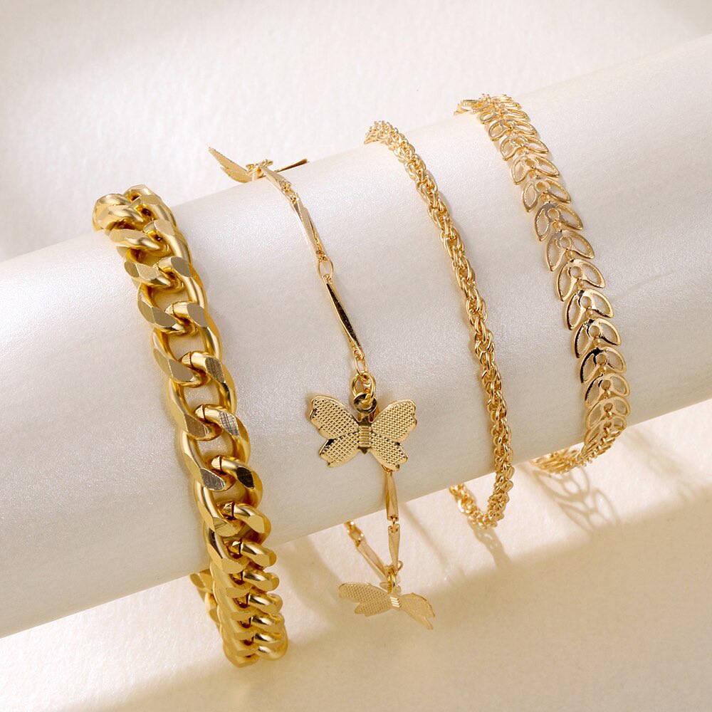 pretty bracelet set >>>