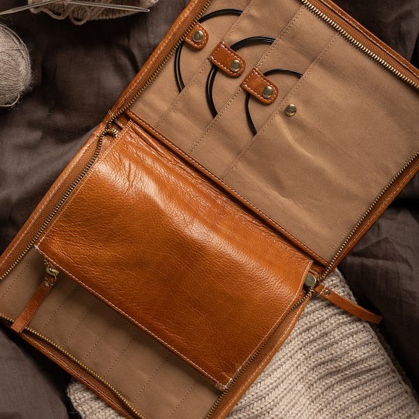 ReDesigned Project knitting bags and accessories, where style meets functionality. Crafted from durable yet supple leather that resists wear and tear, ensuring these timeless pieces are always 'in style'. #MHHSBD