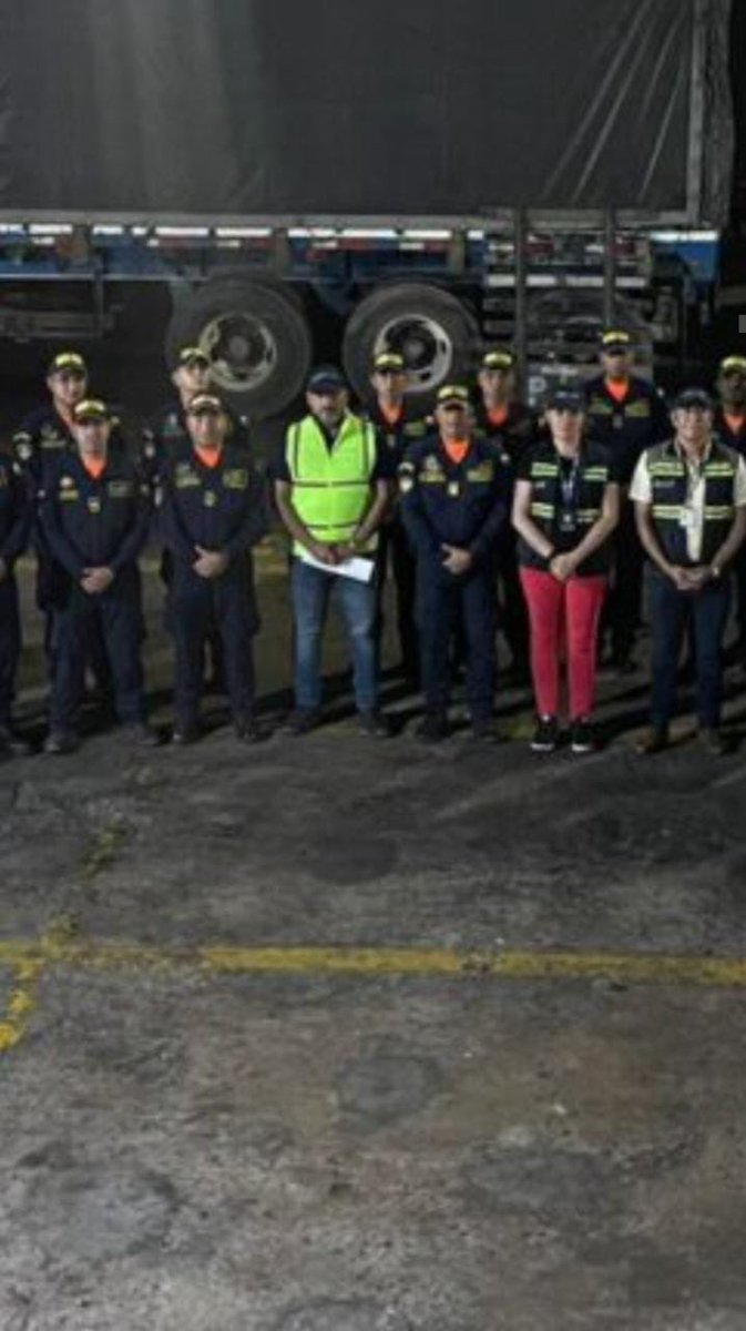 DIANColombia's tweet image. (1/14) #TodosContraElContrabando Desde agosto de 2022 hasta la fecha, la @DIANColombia ha aprehendido mercancía valorada en más de $905 mil millones de pesos (en precios del 2024) en acciones de control al contrabando. Estos son los operativos más grandes que se han hecho: