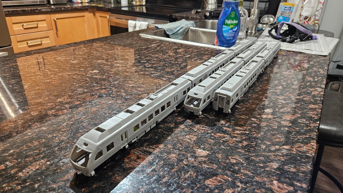 New project in the works. HO scale @UPexpress @Metrolinx @GOtransit a little body work to be completed and then painting!