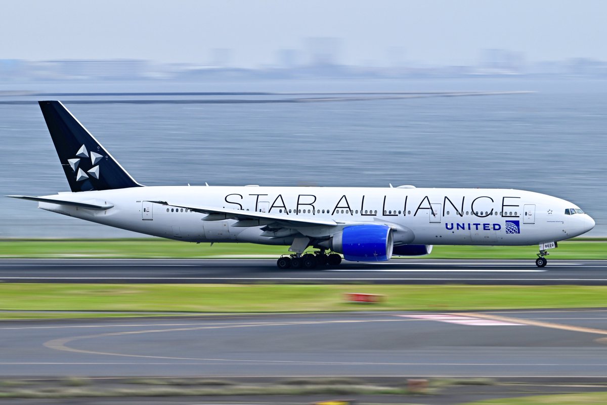 N77022 B777-200ER 'Star Alliance Livery' #UnitedAirlines #1日1枚ヒコーキ