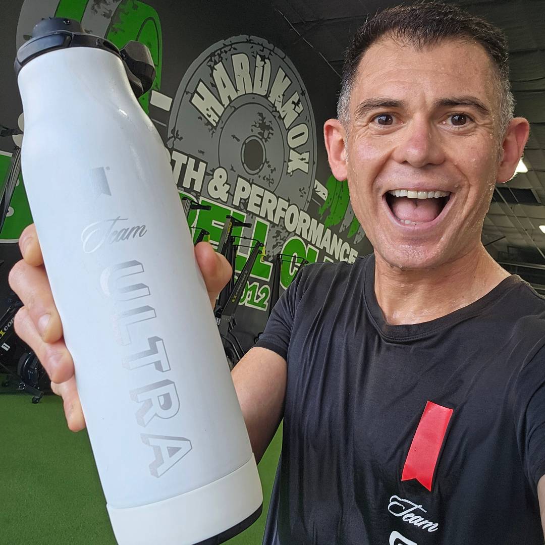ErnieRuns's tweet photo. Hey now!🤠
It's #TeamULTRA #Thursday, y'all!🙌
Let's be ready to go when @MichelobULTRA comes calling, I say.🤞
Cheers &amp; happy training, teammates!✌️
🍻🗽🏃‍♂️ 
#ULTRAMarathonGiveaway #Contest #LiveULTRA #doitforthecheers #JoyWins #ProAtEnjoyment #itsonlyworthitifyouenjoyit https://t.co/j2tJ16LVfs