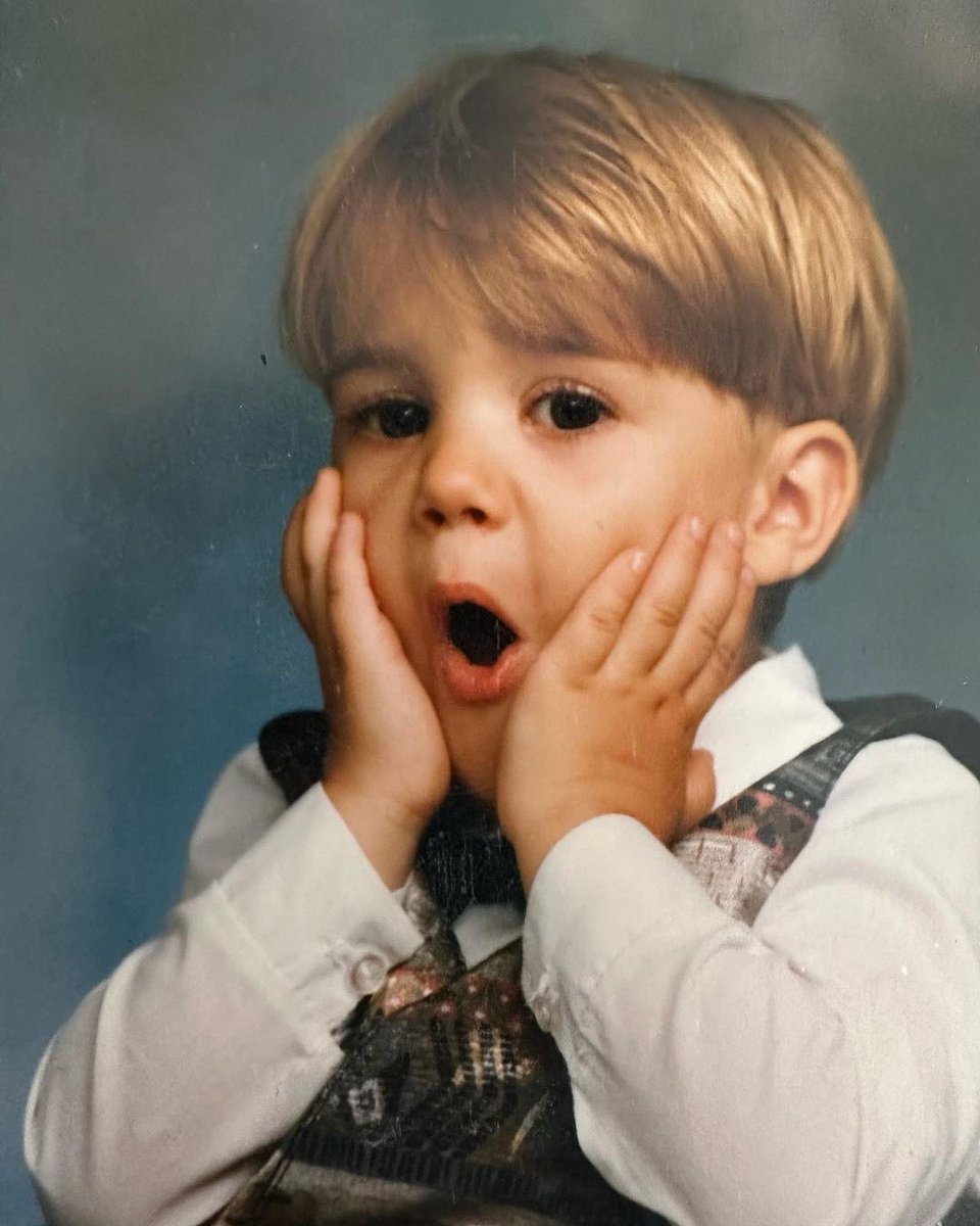 JustinsTourNews's tweet image. Our little baby is about to have a baby of his own 🥹🤍