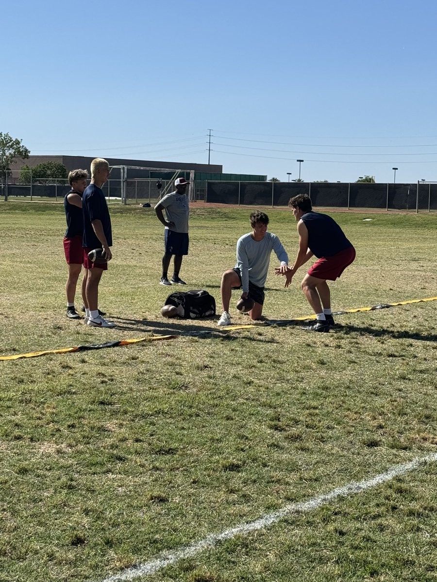 Love when your old QB comes by practice! <a href="/jackamer_3/">Jack Amer</a>