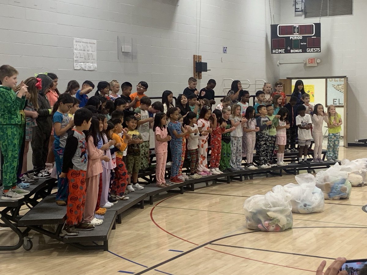 Our 2nd Grade Musical was a huge hit! Great job Eagles! Thanks to our amazing music teacher Mrs. Guptill!