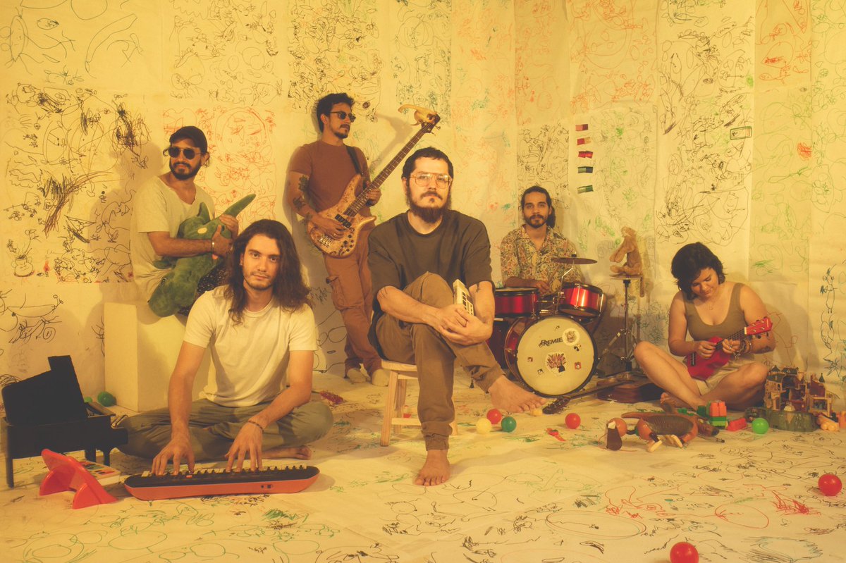 Ya escuchaste TRANQUI? 

Primer single del álbum tranqui tranqui…

Escúchanos en <a href="/SpotifyARG/">Spotify Argentina</a> 

spotify.link/dHjP2wuctJb