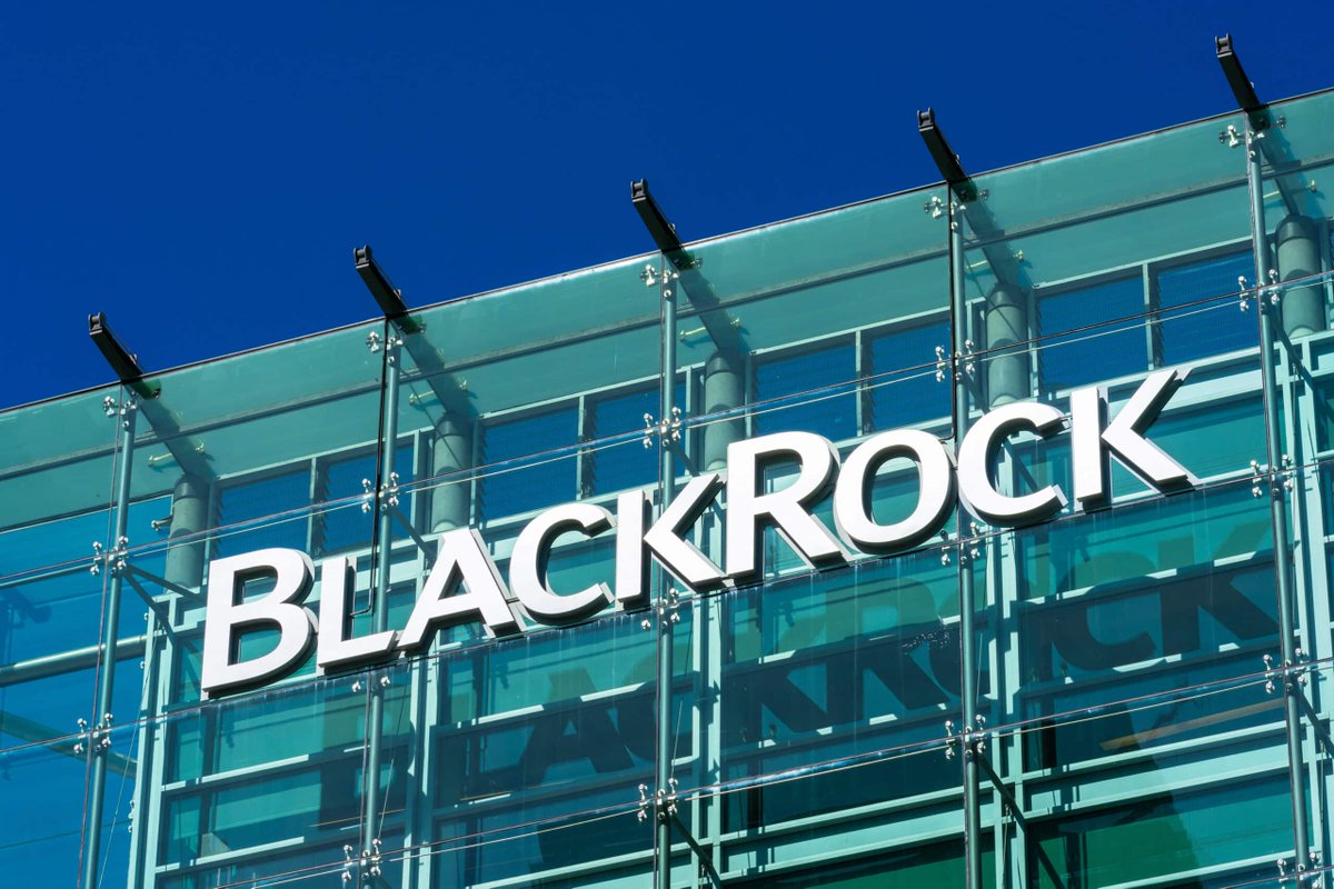 BlackRock and Securitize Submit Application for Arbitrum Program Focused on RWA Diversification The move is another sign of the growing institutional presence in the crypto space. @httpsageyd reports 🗞️Read more: unchainedcrypto.com/blackrock-and-…