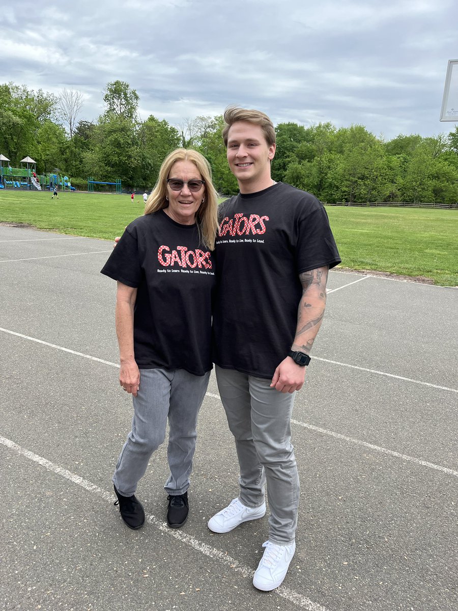 Debbie Booz tweet media