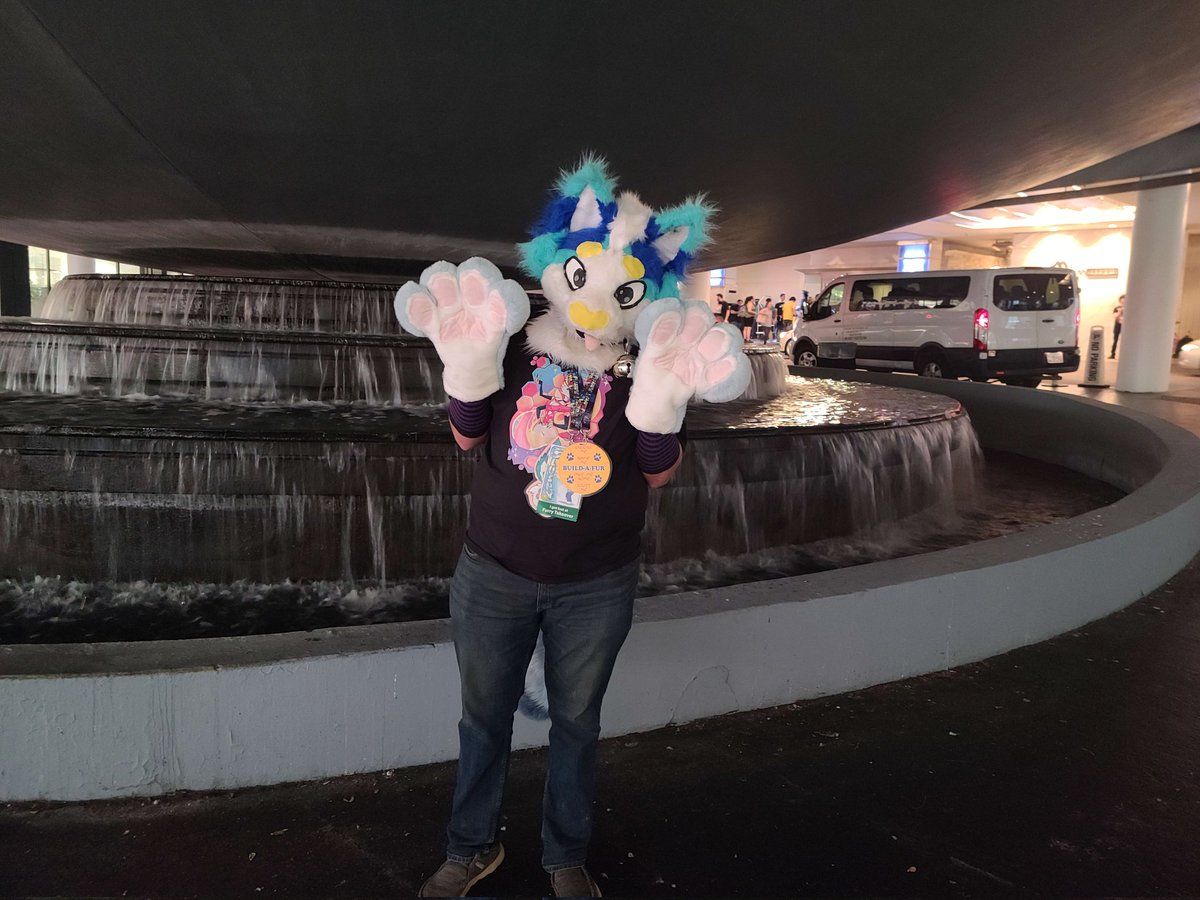 AquaTheFox's tweet photo. Just arrived at #FWA2024 who wants to say hi to this fox https://t.co/8ZQTdxqVjP