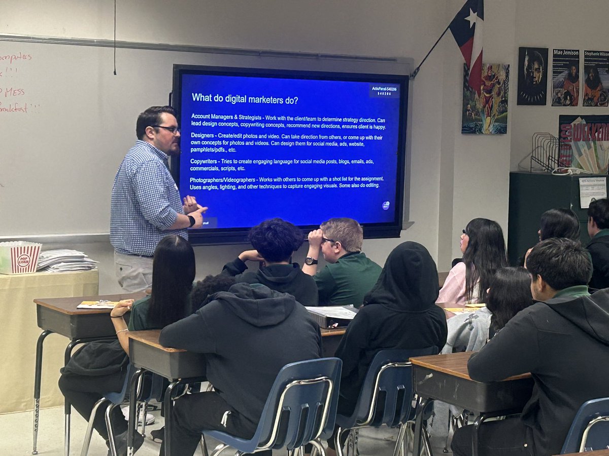 QuintanillaDISD's tweet photo. Career Day at Quintanilla was a success, thanks to all our special guests! #Region1Excellence @LisaAnnVega1 @MRamirezDISD @djamalia_f @Antoninoe9L https://t.co/p8ybwyesQn