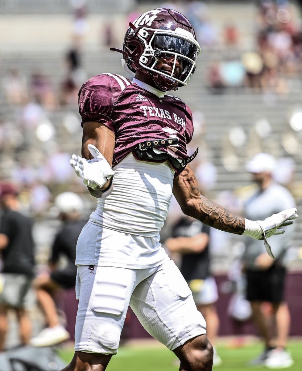 Havon Finney Jr | Class Of 2026 (@havonfinneyjr) on Twitter photo ALL GLORY TO GOD!!! Extremely Blessed and Honored to receive an offer from Texas A&M University <a href="/CoachJPeterson/">Jordan Peterson</a> <a href="/joejoeheaden/">Joe Joe Headen</a> <a href="/CoachIsh_/">Coach Ishmael Aristide</a> <a href="/AggieFootball/">Texas A&M Football</a> <a href="/SierraCanyonFB/">Sierra Canyon FBall</a> <a href="/GregBiggins/">Greg Biggins</a> <a href="/adamgorney/">Adam Gorney</a> <a href="/ChadSimmons_/">ChadSimmons</a> #GigEm ALL GLORY TO GOD!!! Extremely Blessed and Honored to receive an offer from Texas A&M University <a href="/CoachJPeterson/">Jordan Peterson</a> <a href="/joejoeheaden/">Joe Joe Headen</a> <a href="/CoachIsh_/">Coach Ishmael Aristide</a> <a href="/AggieFootball/">Texas A&M Football</a> <a href="/SierraCanyonFB/">Sierra Canyon FBall</a> <a href="/GregBiggins/">Greg Biggins</a> <a href="/adamgorney/">Adam Gorney</a> <a href="/ChadSimmons_/">ChadSimmons</a> #GigEm