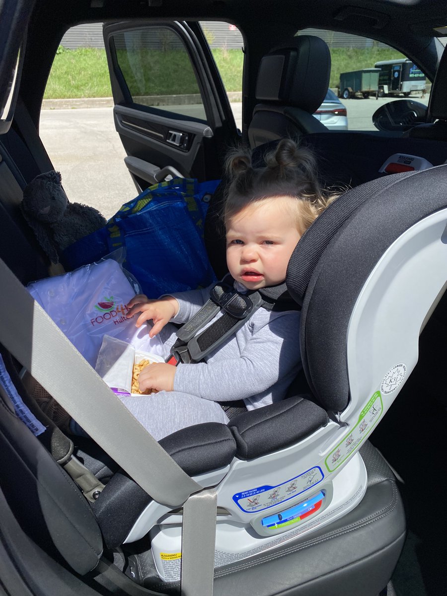 Food4KidsHalton's tweet image. Our newest and cutest volunteer at Food4Kids! This is Willow🥰
Thanks for delivering Food4Kids groceries to the Burlington schools yesterday Willow!
#CaringforOthers #HaltonCommunity #SupportFood4KidsHalton #BuildingFutures #MakeADifference #Heartisfull #KidsHelpingKids