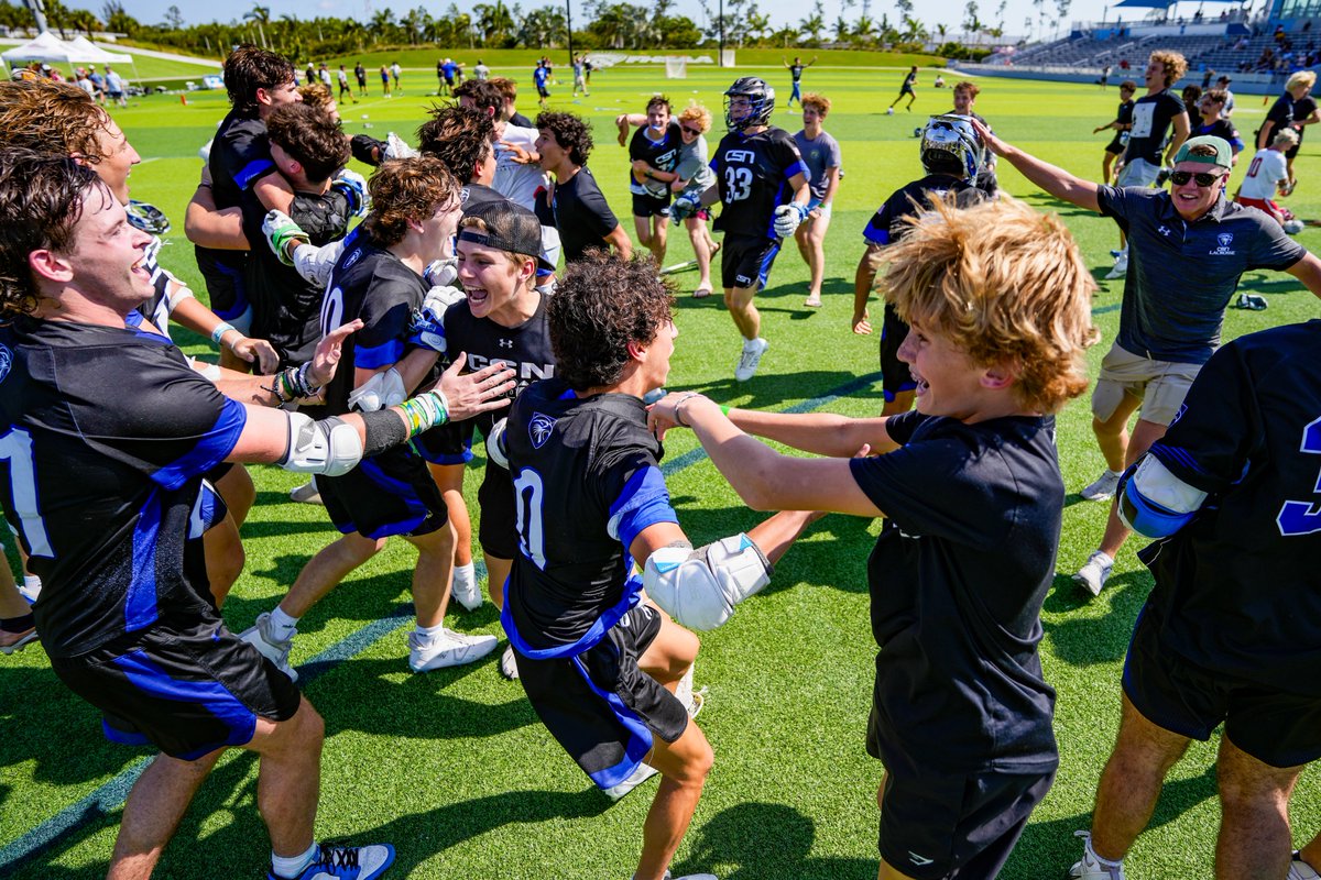 joujhin's tweet image. photos from the @CSNSeahawks overtime win against St. Andrew&apos;s in the Class 1A state semifinal

more: naplesnews.com/picture-galler…