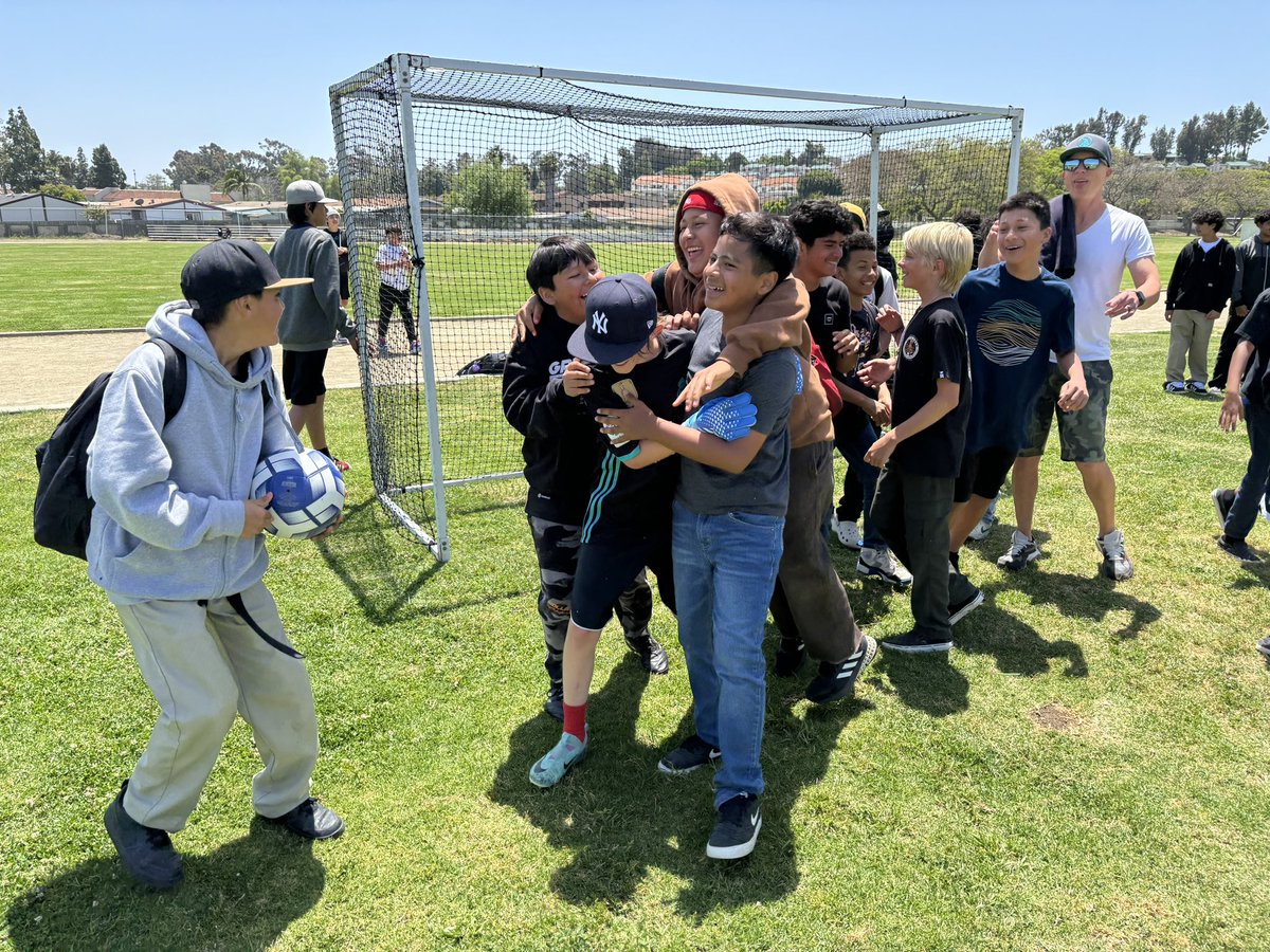 Lauryn Johnson tweet media