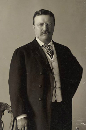 “In private life there is no one to whom we rightly object more than the man who is continually offending and insulting his neighbors, except the man who in addition to that then fails to make good.” - President Roosevelt in Chicago, #OTD in 1905 presidency.ucsb.edu/documents/rema…