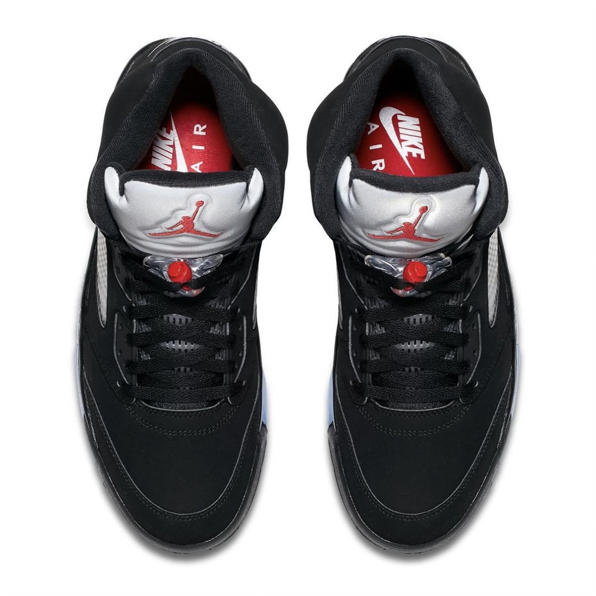 TheHouseOfKicks's tweet photo. As per recent updates from Sneaker Files and @zSneakerheadz on Instagram, the beloved “Black Metallic” Air Jordan 5 is set to make a comeback in the upcoming year. Although no leaked images have surfaced online yet, anticipation is high for this retro release.

#sneakernews https://t.co/Xuq7GNzzll