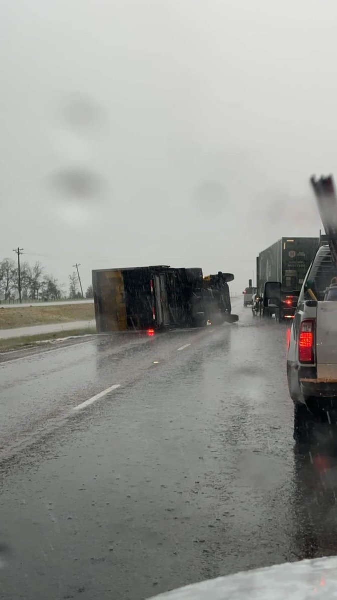 NETexasMedia's tweet image. Damage coming in from Delta County after reported tornado went through the area. #txwx