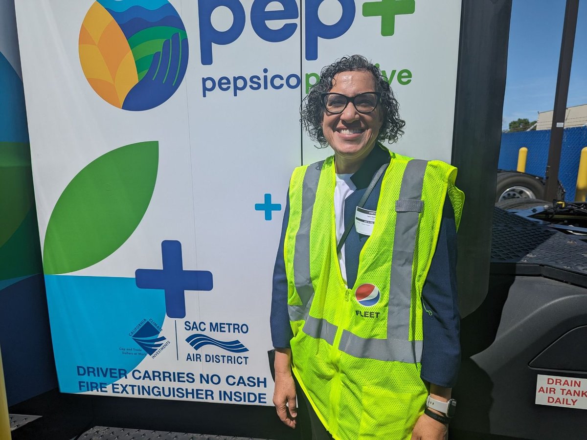 Companies like PepsiCo are putting #ZeroEmissions trucks to work, and today I joined other state leaders in visiting the company’s #TeslaSemi fast-charging site in Sacramento to see the future of the freight industry in action.