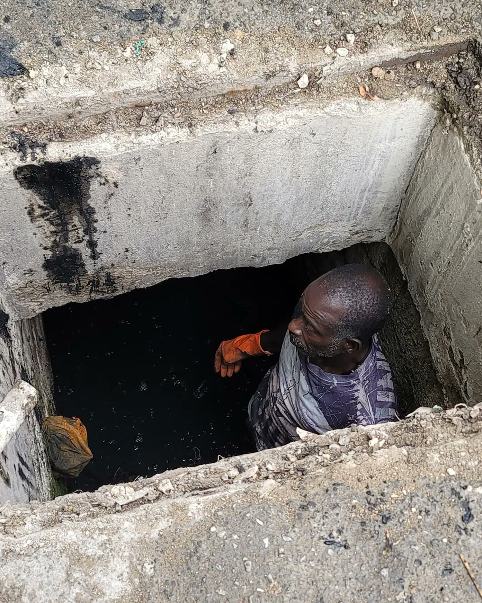 JesseJamesLtd's tweet photo. Providence Pen Swallowfield drain cleaning https://t.co/IIrPfa2bXf