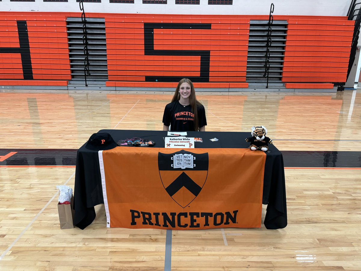 Congratulations to all the Northville athletes competing after high school!! Special congratulations to ours!! So proud of all that Cassie, Ava, Lauren and Katherine have accomplished as mustangs and can’t wait to see what they do next!! Go be great!!