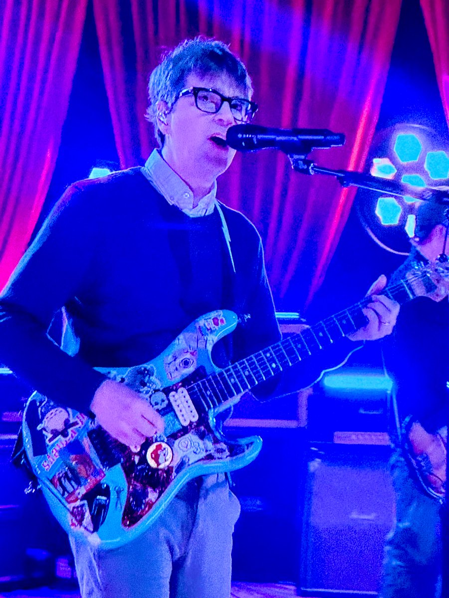 I’m sorry to be excited about this #onhere but I have just noticed that Rivers Cuomo has added a Bucc-ee’s sticker in a prominent place on the trusty seafoam Strat.