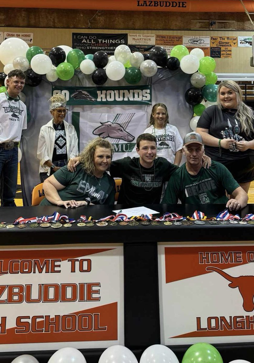 Jackson Gable of Lazbuddie High School signed today to run cross country indoor and outdoor track with Eastern New Mexico University! Awesome job! Congrats!