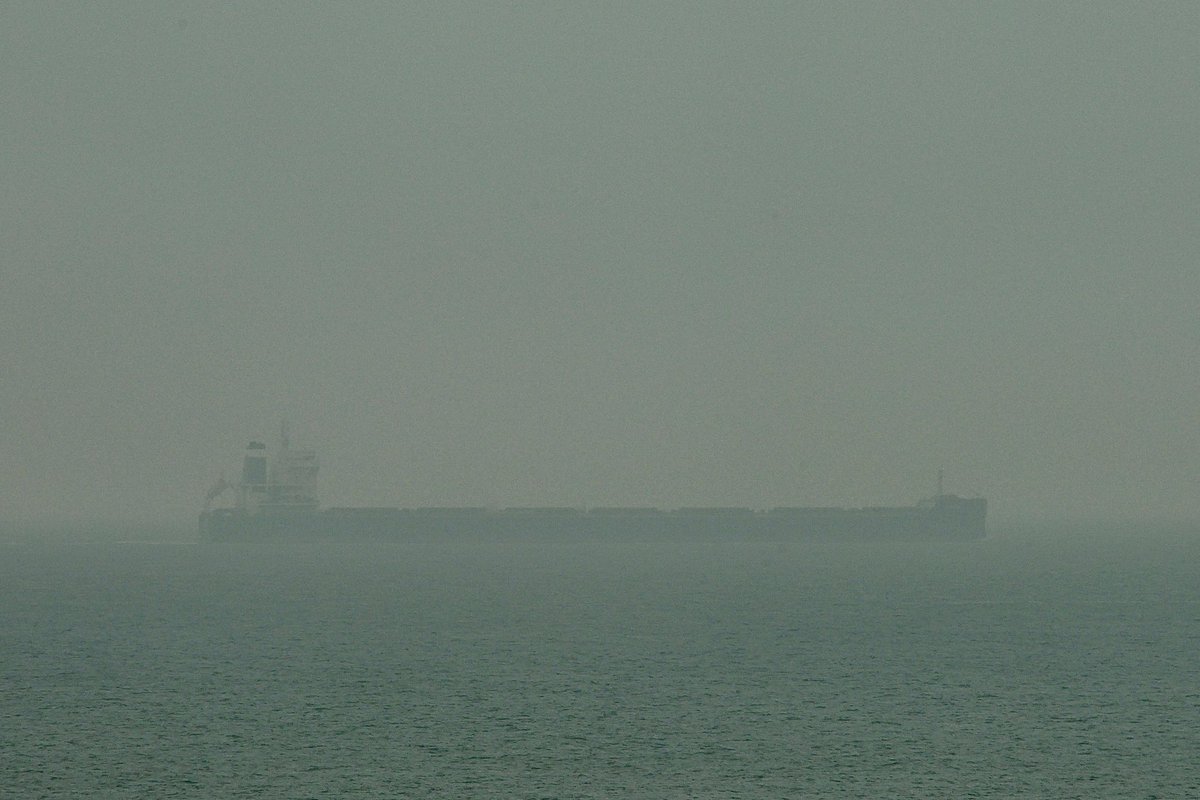 The JY RIVER, IMO:9845269 en route to Singapore, flying the flag of Liberia 🇱🇷. #ShipsInPics #BulkCarrier #JYRiver