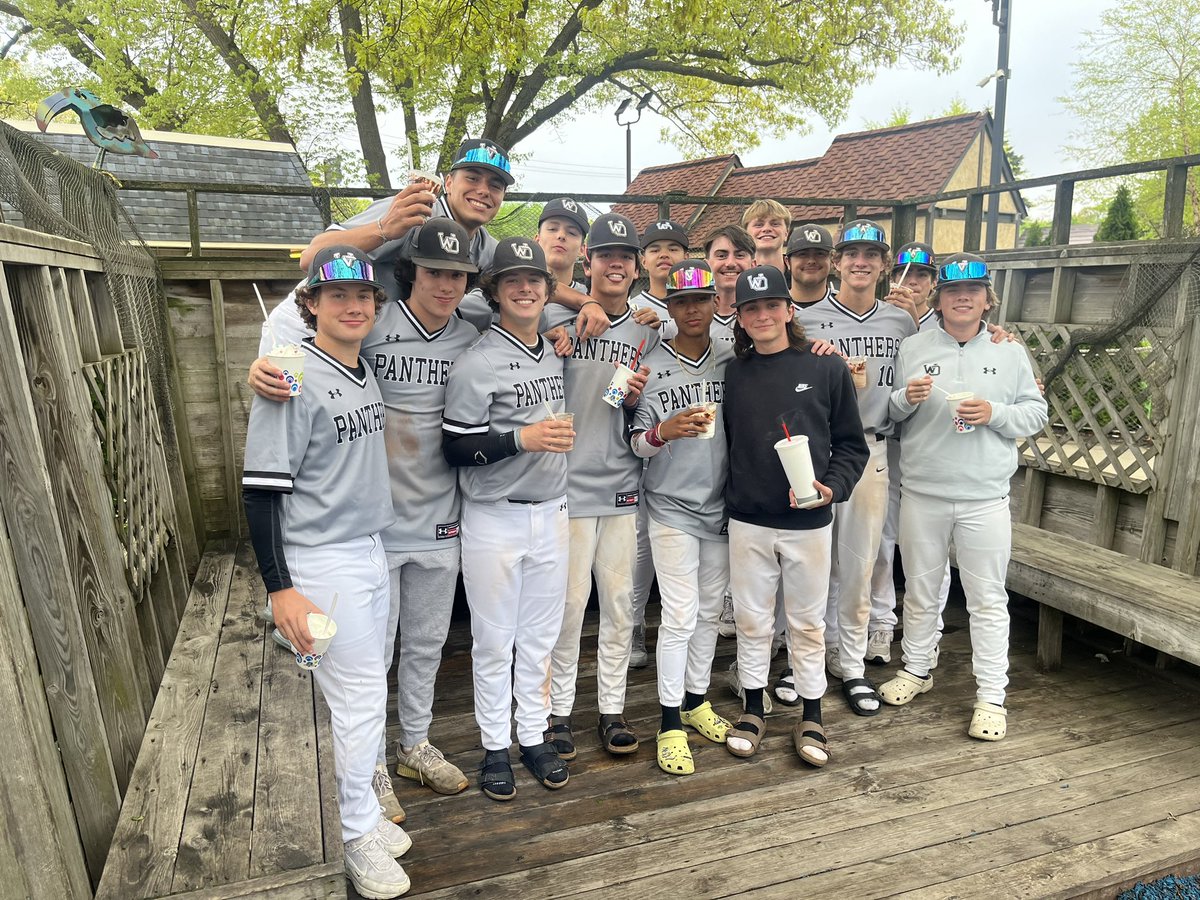 WO__Baseball's tweet photo. West Ottawa Varsity ⚾️ takes the last game of the series at Grand Haven winning by the score of 6-3.  Makes the ice cream go down a little smoother… The varsity will be back in action tomorrow on Friday when they travel to Byron Center for a game at 4:30.  Go WO ⚾️! https://t.co/YvB7j1V4xA