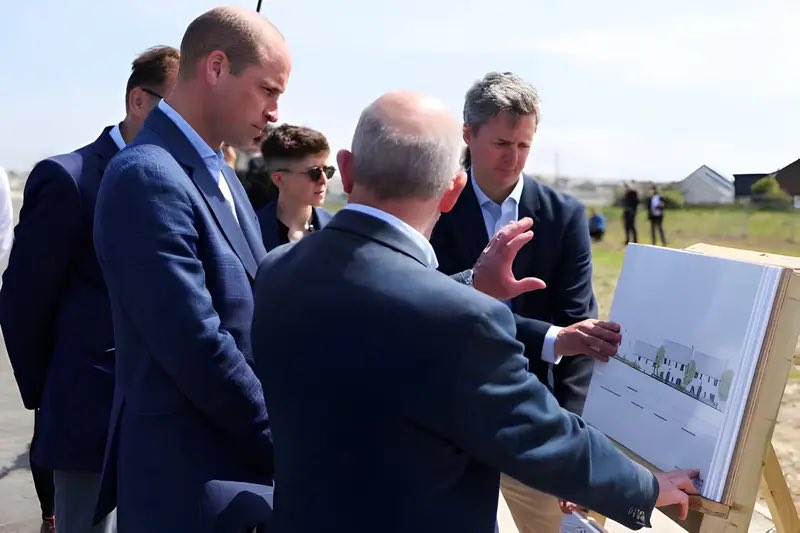 Court circular Kensington Palace 9th May, 2024 The Prince of Wales, Duke of Cornwall this afternoon visited the site of a new homeless housing project in Yeoman Way, Newquay, and was received by His Majesty’s Lord-Lieutenant of Cornwall (Colonel Sir Edward Bolitho). 1/2