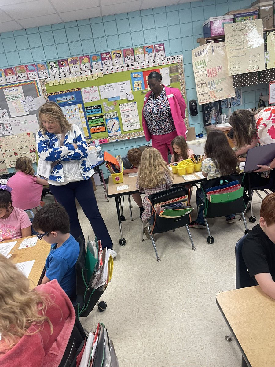 Literacy_Wynns's tweet photo. Atlanta Public School District leaders visited Mississippi schools this week ❤️ Two full days of classroom visits and cross-state collaboration focused on improving literacy outcomes for students! @AtlantaPublic  @MissDeptEd https://t.co/5GNINnwRzE