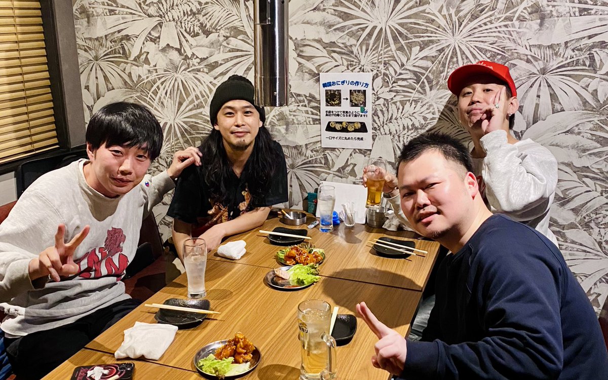 tyobuntyan's tweet photo. 送別会 〆 https://t.co/Fkx3pXieKN