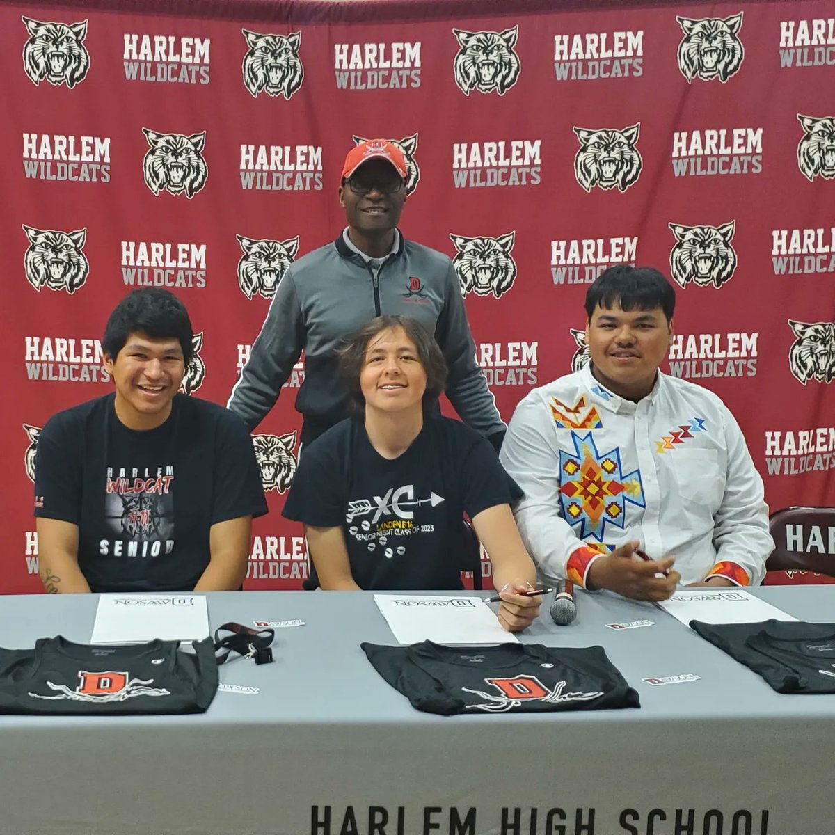 DCCXCTF's tweet photo. Welcome Moses, Kelbi, and Erik to the Buccaneer family! It's Great to be a Buccaneer! Go Bucs! https://t.co/kH8dC2ejYy