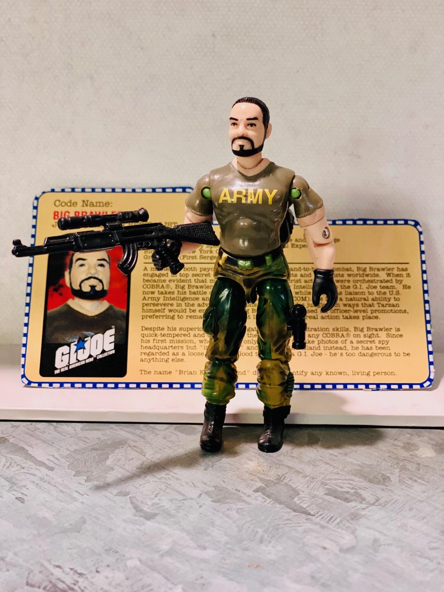 #GIJoe 2001 Big Brawler (v1). i like the Outback flashlight. other than that, i don't know much about this figure. he fell into my lap despite not collecting 2000s.

#YoJoe #GIJoeNation #ToyCollector #ARAH #Cobra #GIJoeFigures #ActionFigures #Collectibles #VintageToys