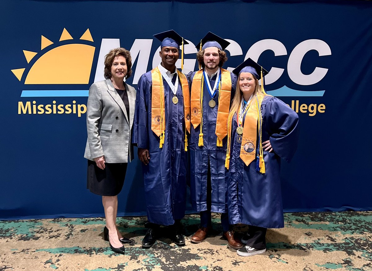 mary.graham tweet media