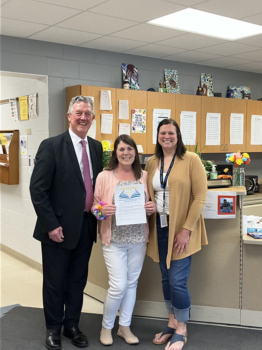ManitowocPublic's tweet photo. 🏆 And the award ALSO goes to... Terri Augustine, Wilson Middle School counselor! We learned today that Terri is one of 4 MPSD educators who will receive a 2024 Eastern WI Excellence in Education Award at a May 18 ceremony with @WFRVLocal5 on https://t.co/LuLtY0qqyw. Congrats! https://t.co/Ahogp4r1gb