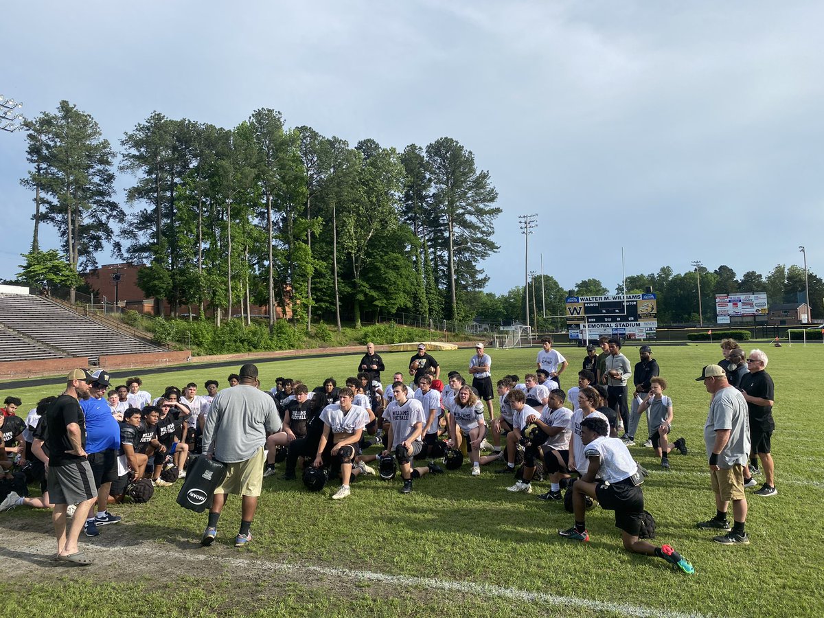 Day 2 of Spring Ball in the books. We are missing our track and baseball guys, but the other 70 returning players are getting in some great work! #EnergyBus @dawgs_bite @DawgAthletics @WMWHS @BoosterWilliams @WHSDawgstrong