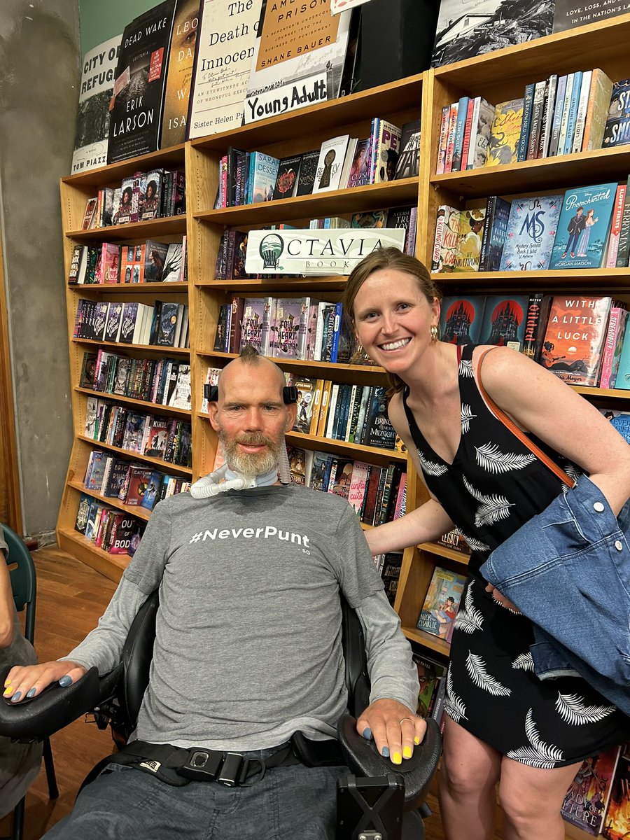 Such an honor to support my dear friend @JeffDuncan_ & @SteveGleason for a reading from their new book: A Life Impossible. Amazing event @octaviabooks!