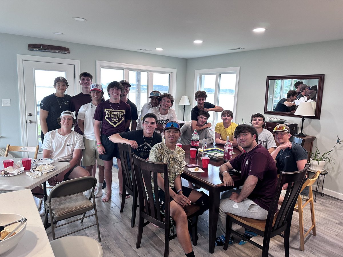 Team dinner before tomorrow’s game vs. Bruton.

A great group of boys who always enjoy each other’s company. Love to see it.

Thank you to the families that hosted and provided food for the boys.

#poquoson #PHS #bullislandersbaseball #teambonding #localboys #reptheisland